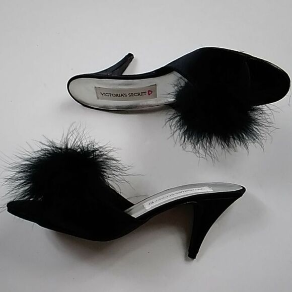 VTG VICTORIAS SECRET HEELS SLIPPERS - Picture 1 of 8
